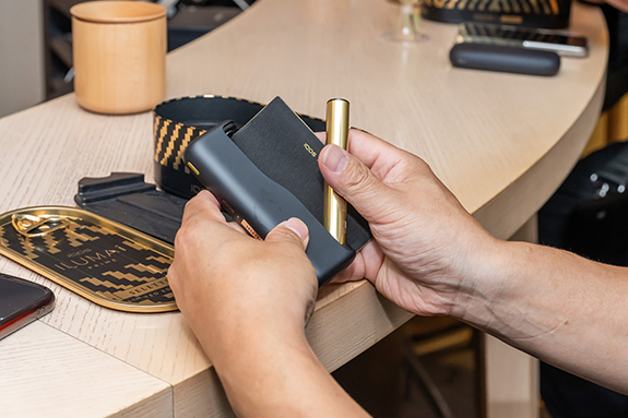 IQOS GOLDEN NIGHT
